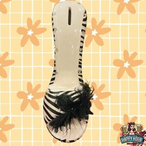 High Heel Piggy Bank With Bow And Rhinestones Zebra Print Pre Owned
